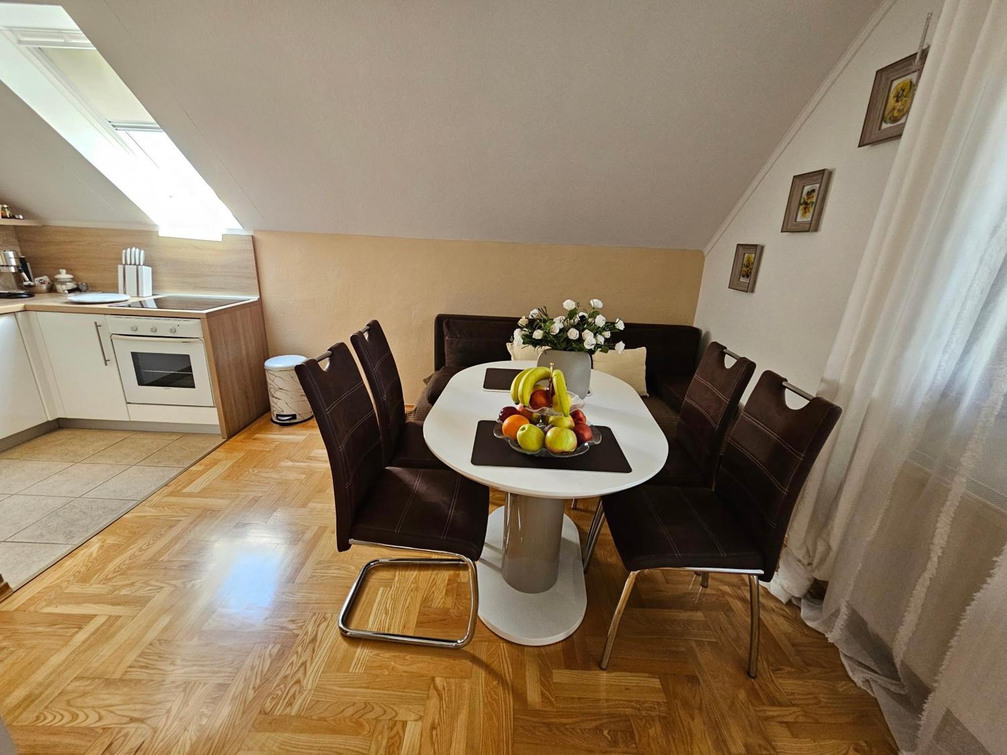 Apartment Majetic Gornji Vaganac Ngoại thất bức ảnh